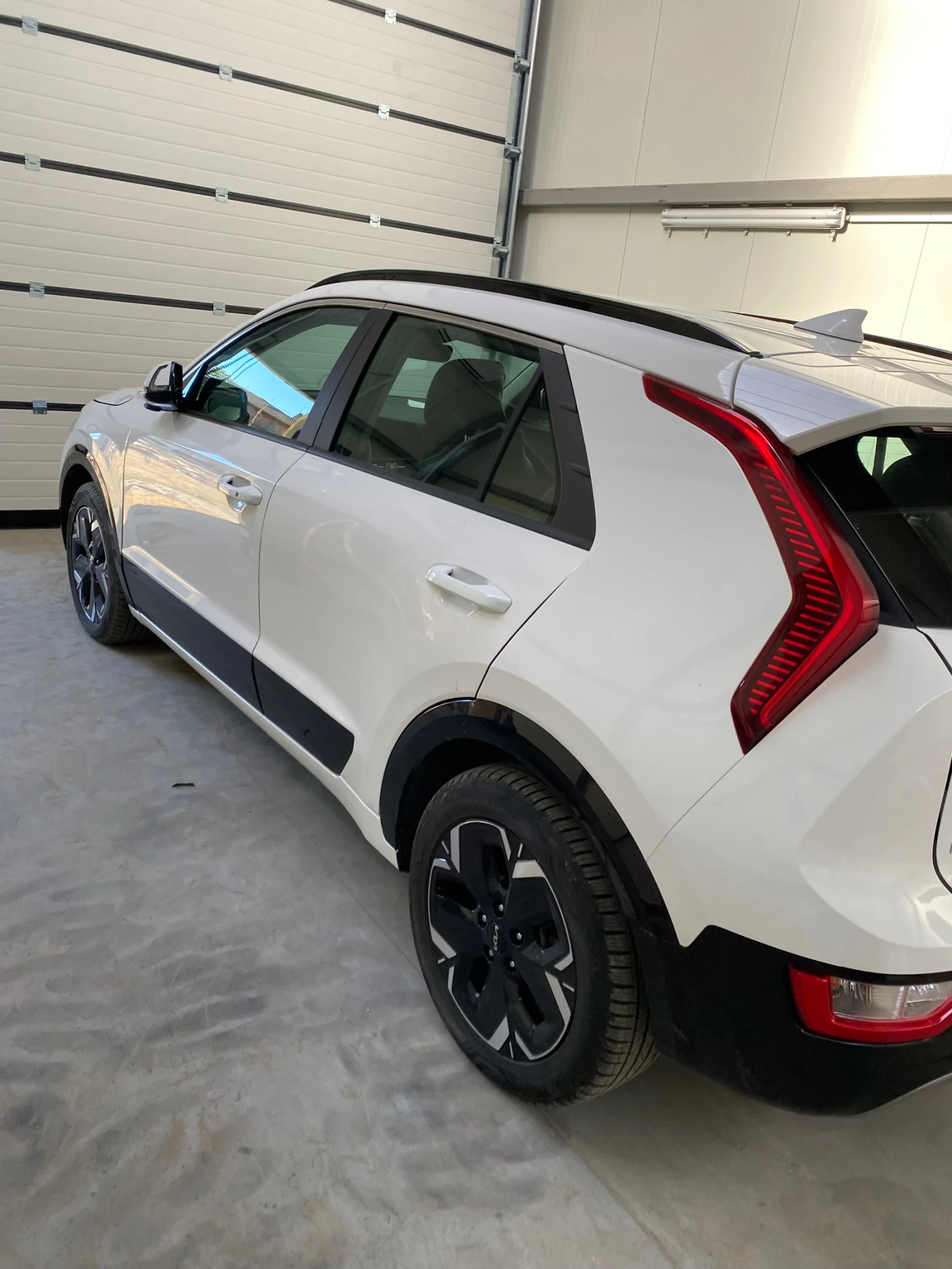 Kia Niro Електрически, снимка 7 - Автомобили и джипове - 56119950