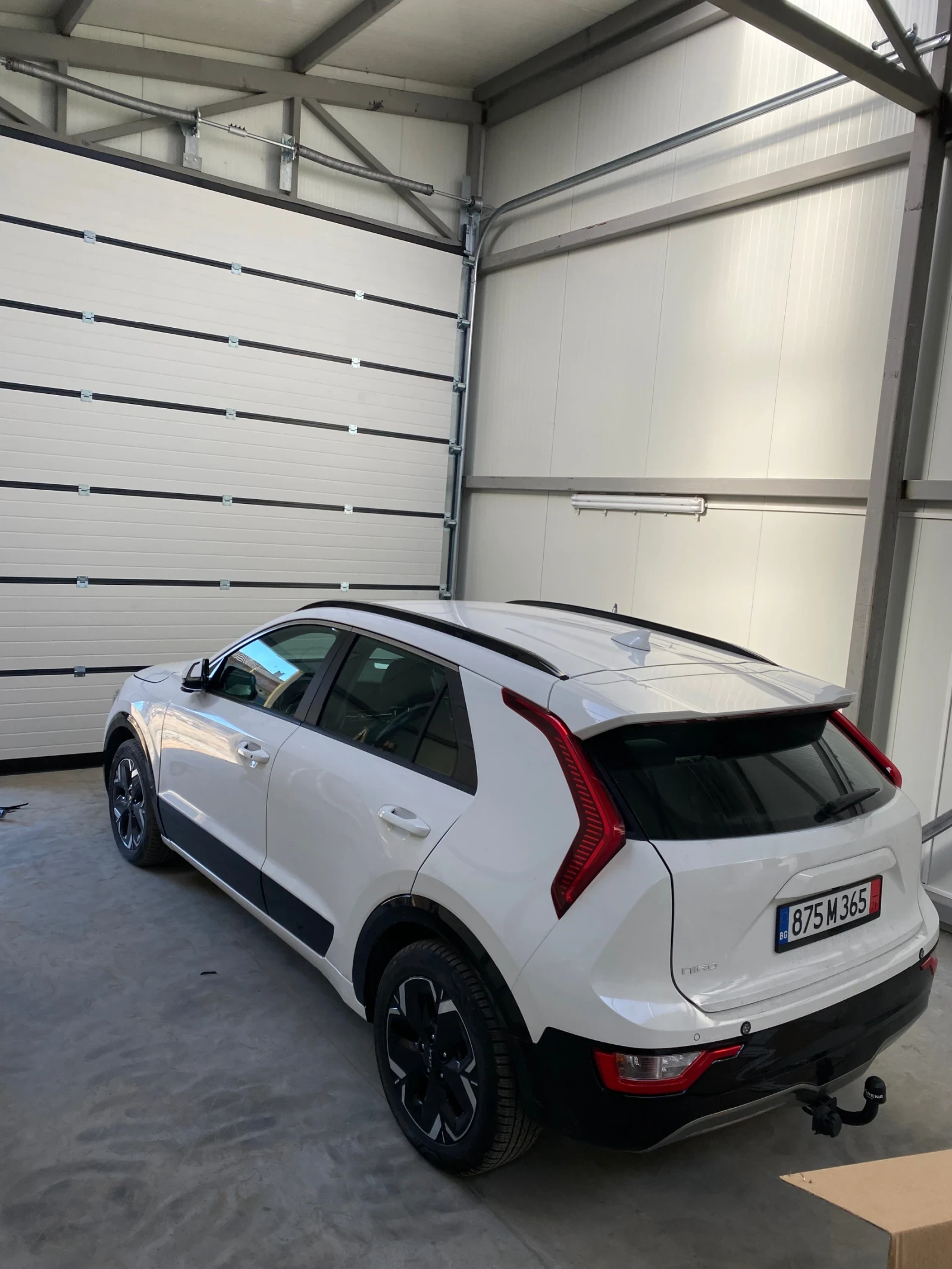 Kia Niro Електрически, снимка 4 - Автомобили и джипове - 56119950