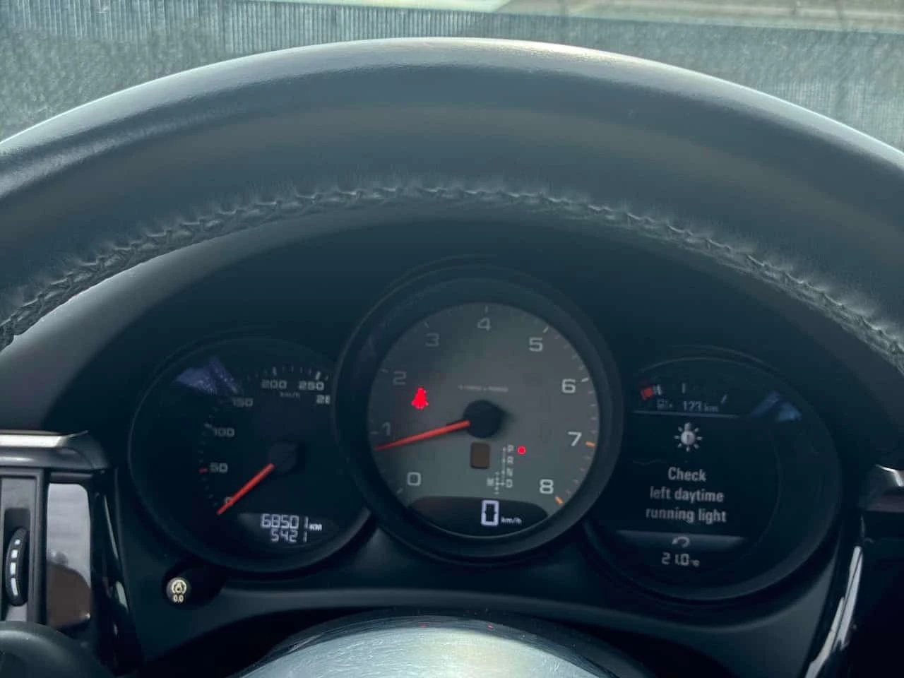 Porsche Macan * S * KEYLESS * KEYLESS * ПОДГРЕВ * , снимка 8 - Автомобили и джипове - 56331456