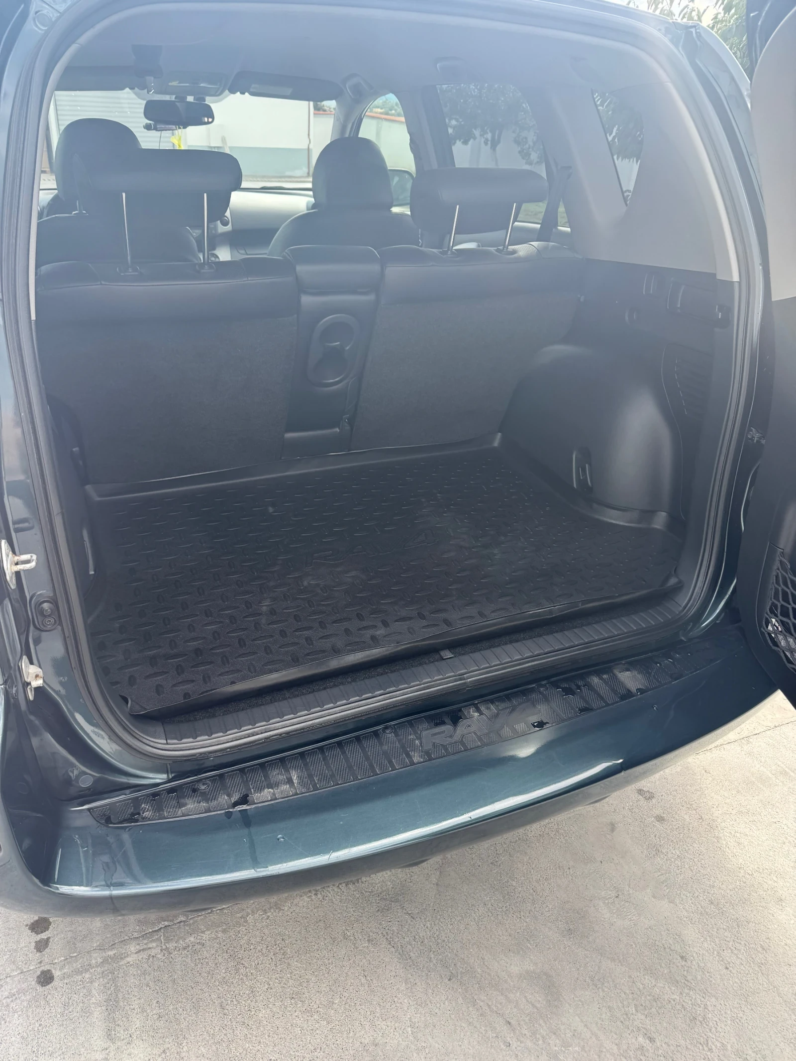 Toyota Rav4, снимка 8 - Автомобили и джипове - 56415967