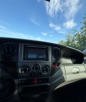Iveco 35s13 * Напълно обслужен* Климатроник* Въздух* , снимка 12