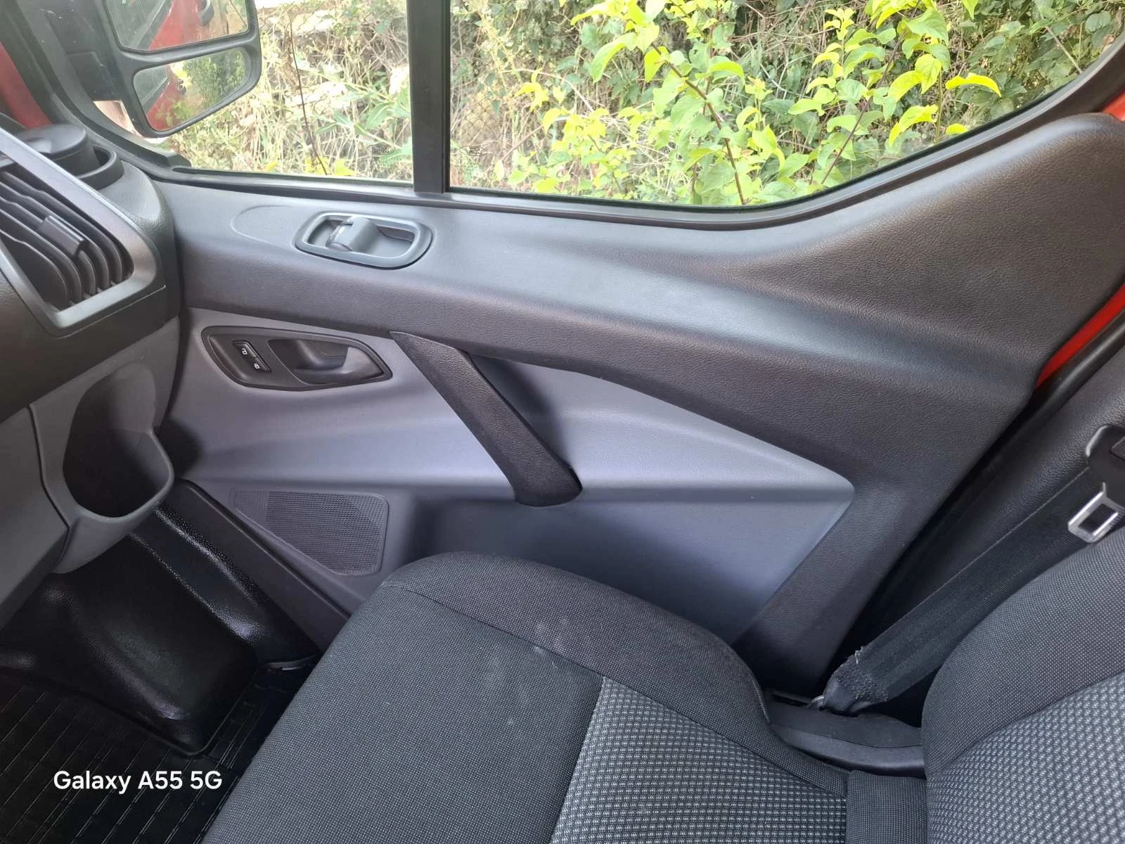 Ford Transit Custom 2.2, снимка 10 - Бусове и автобуси - 55771137