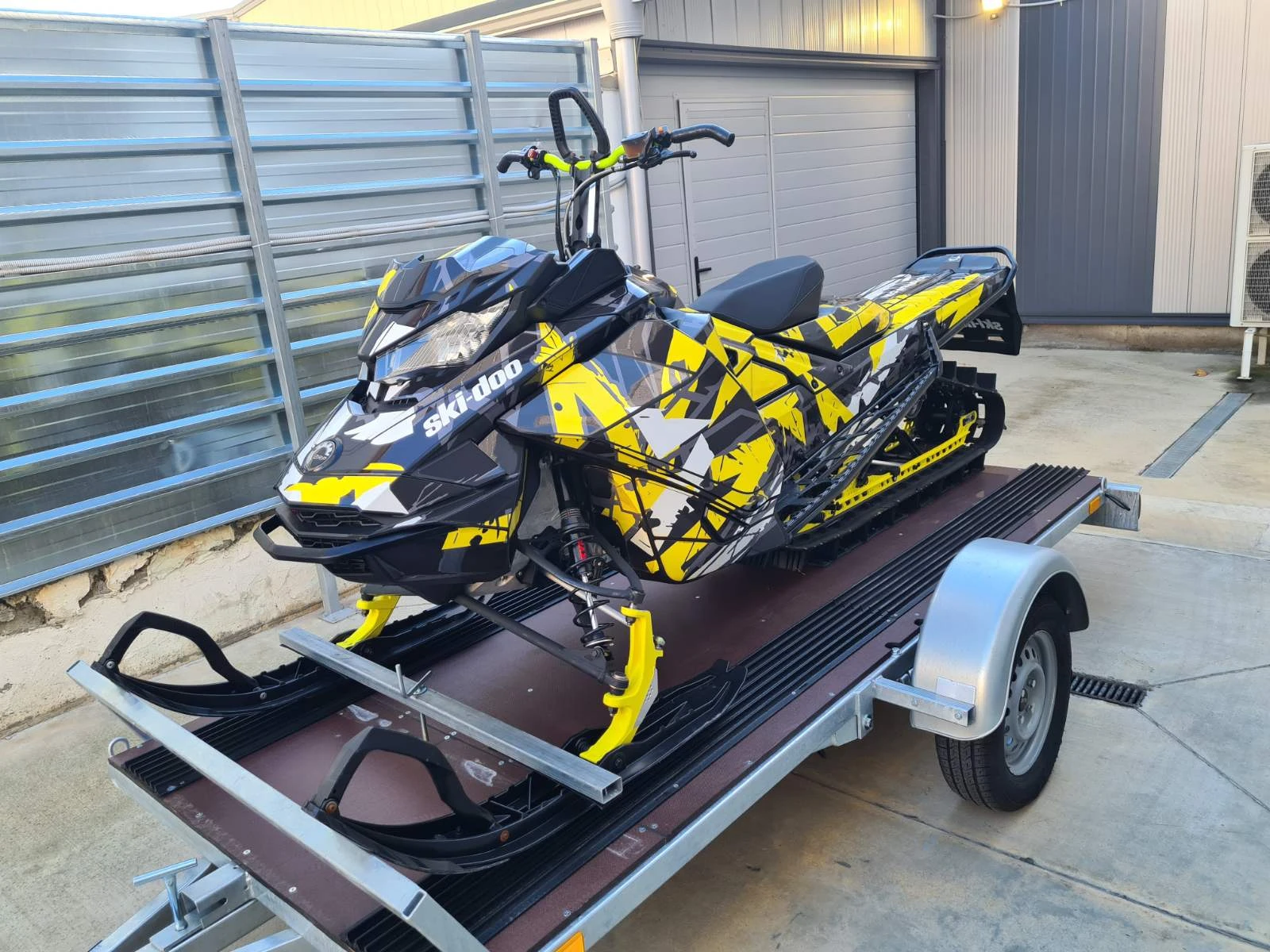 Ski-Doo Summit 850 X 154 - изображение 7