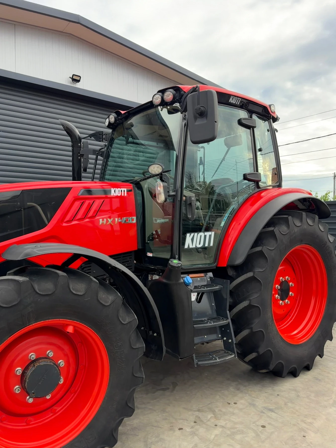 Трактор Kioti HX1400, снимка 13 - Селскостопанска техника - 55038229