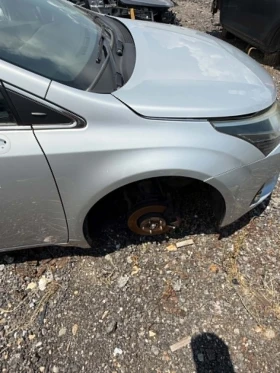 Предни калници за Toyota Avensis 2009-2014г, снимка 3