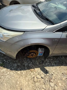 Предни калници за Toyota Avensis 2009-2014г, снимка 2