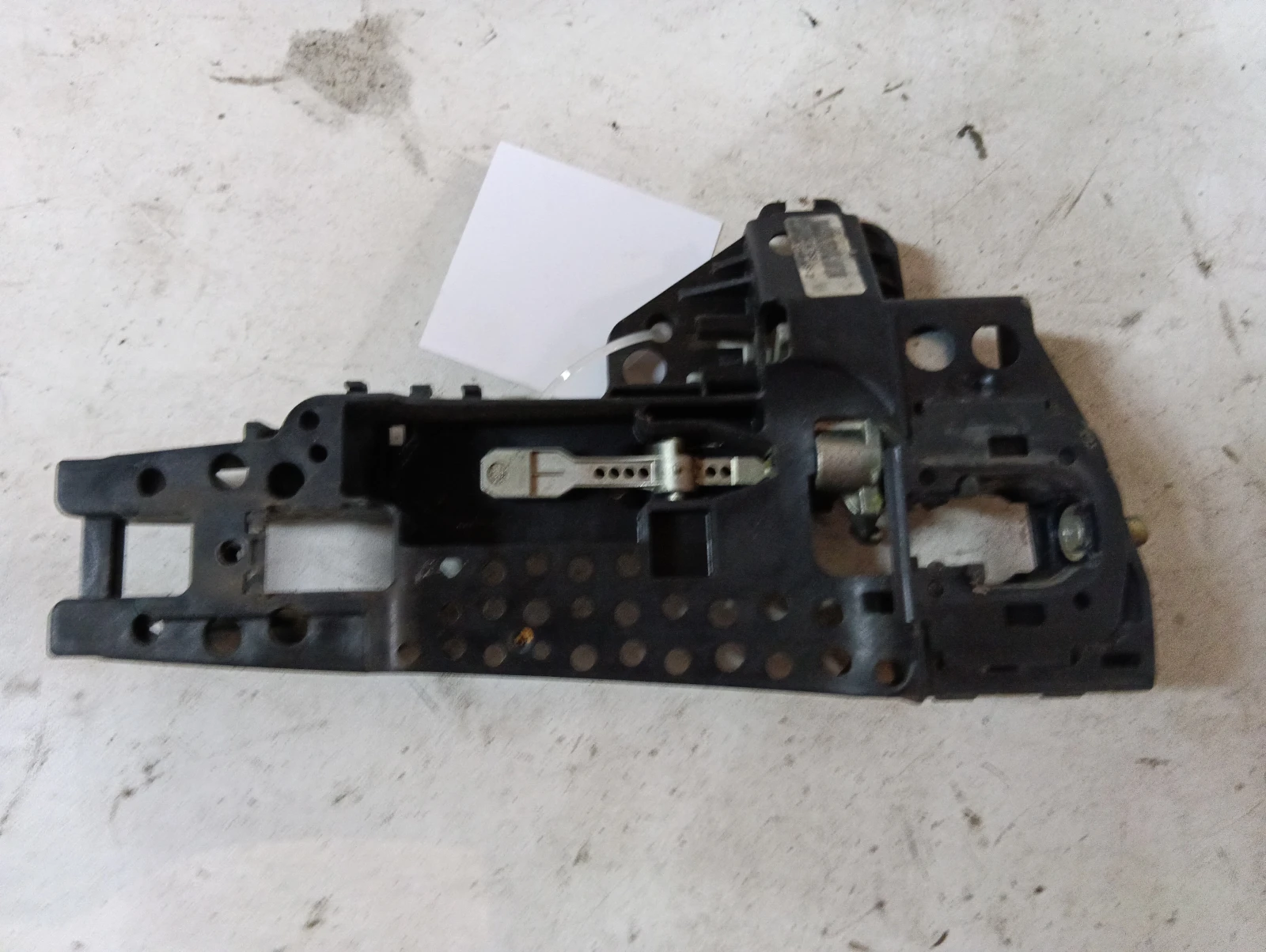 основа дръжка 8T02837886A ДЯСНА Audi A4