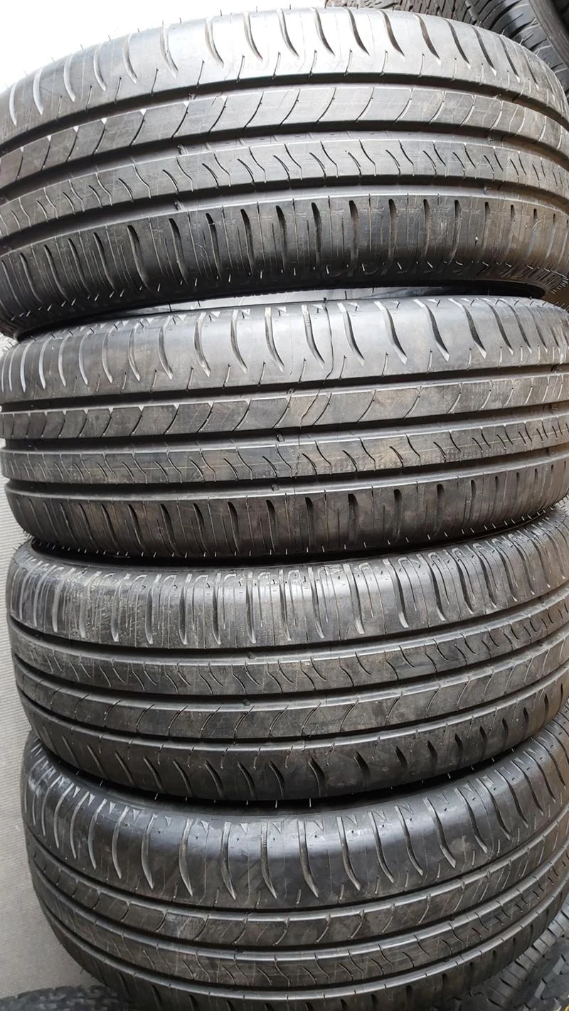 Гуми Летни 215/60R16, снимка 1 - Гуми и джанти - 29270711