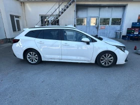 Toyota Corolla 1.8-Хибрид-23г, снимка 2