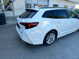 Toyota Corolla 1.8-Хибрид-23г, снимка 3