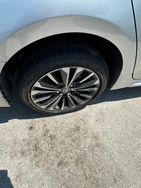Toyota Corolla 1.8--23 | Mobile.bg    6