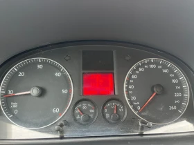 VW Touran 2.0 TDi - 5400 лв. / 2760.98 € - 91204752 5