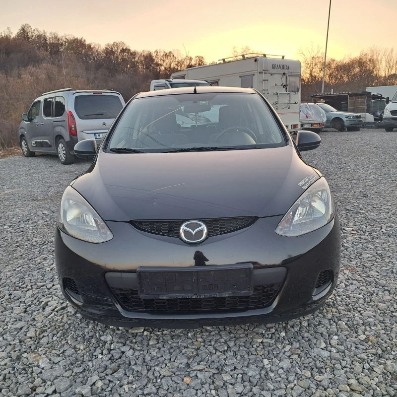 Mazda 2 1.3 klima, снимка 3 - Автомобили и джипове - 48235474