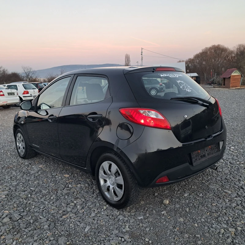 Mazda 2 1.3 klima, снимка 6 - Автомобили и джипове - 48235474