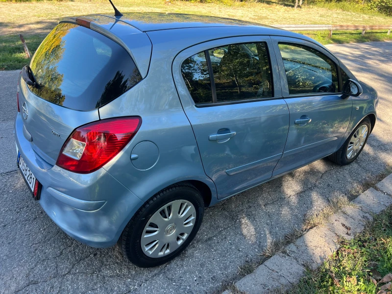 Opel Corsa 1.2i 16v/80p.s-Avtomatik, снимка 4 - Автомобили и джипове - 47721296