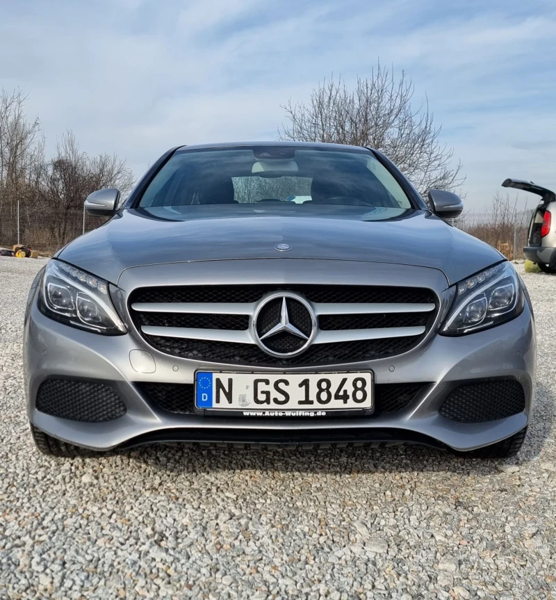 Mercedes-Benz C 220 Германия, Сервизна история, Full LED, Кожен салон, снимка 1 - Автомобили и джипове - 47872418