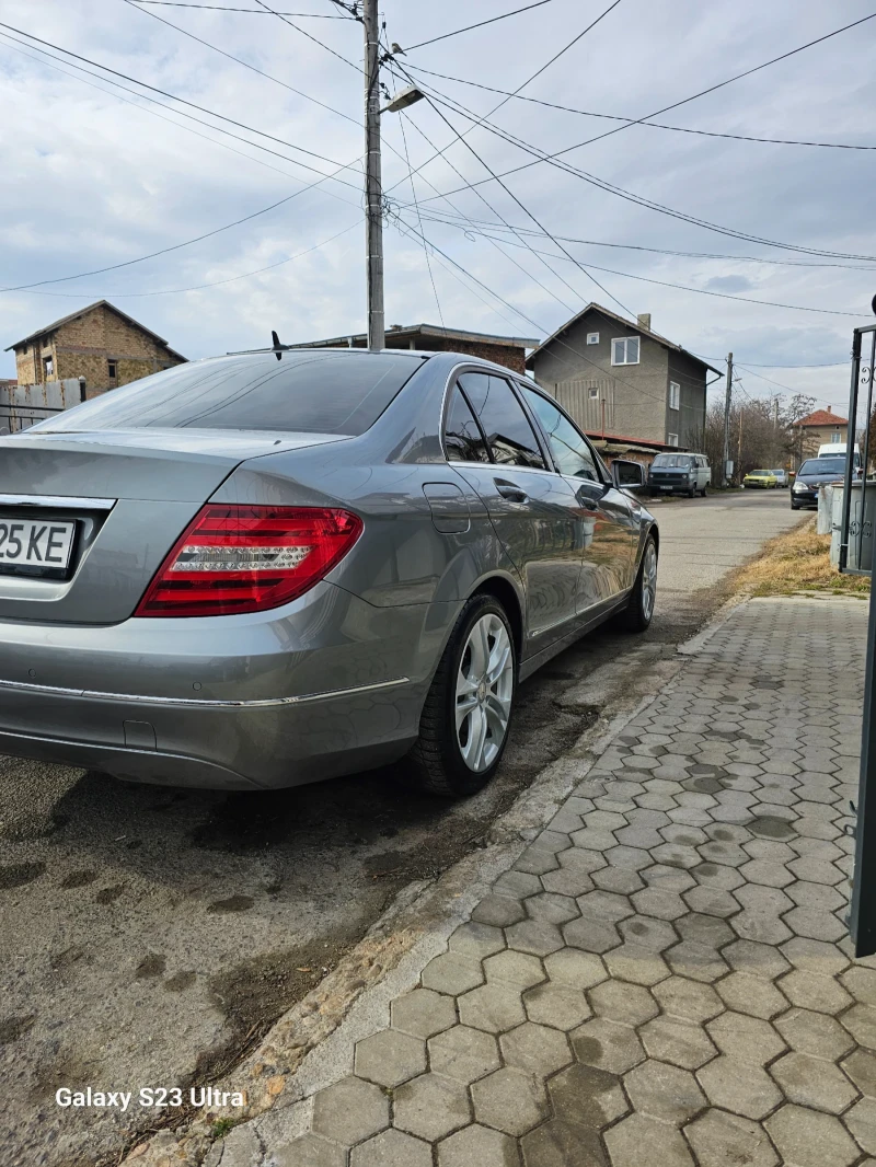 Mercedes-Benz C 220, снимка 4 - Автомобили и джипове - 48810236