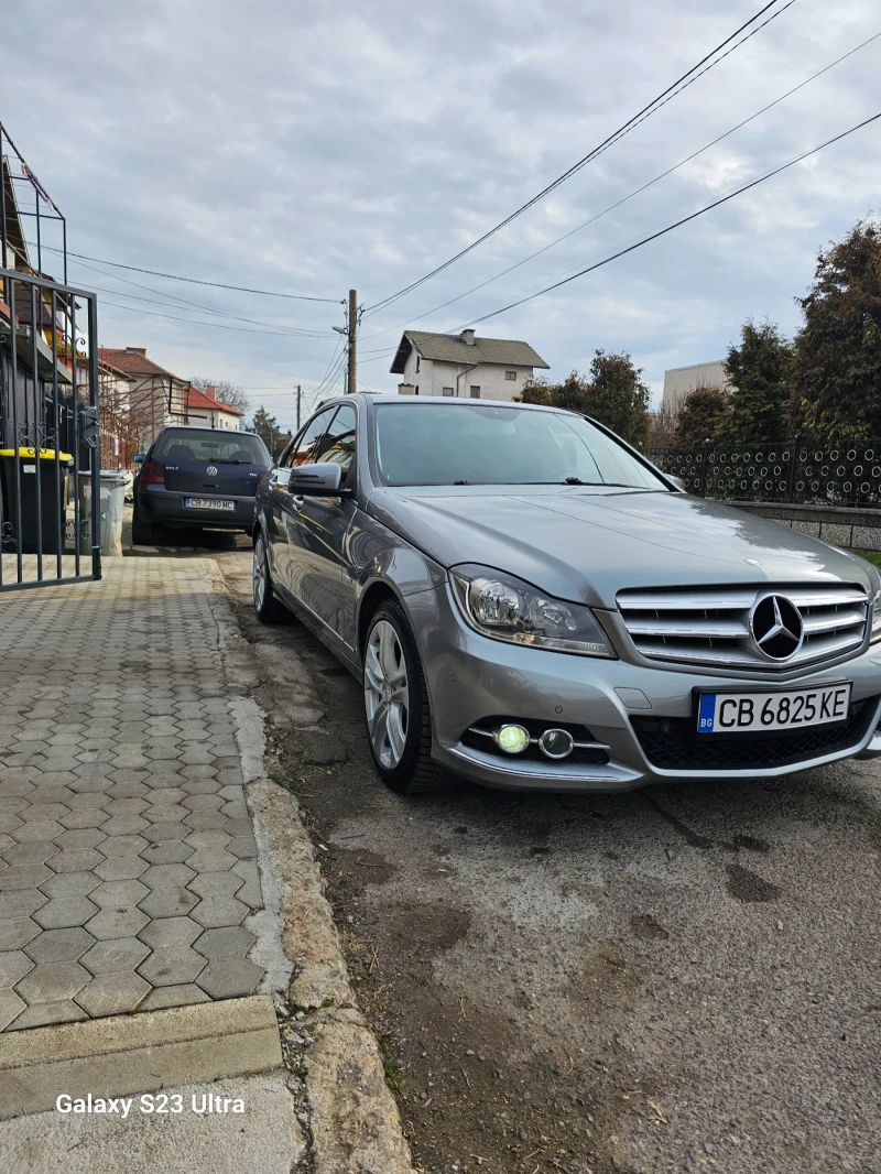 Mercedes-Benz C 220, снимка 2 - Автомобили и джипове - 48810236