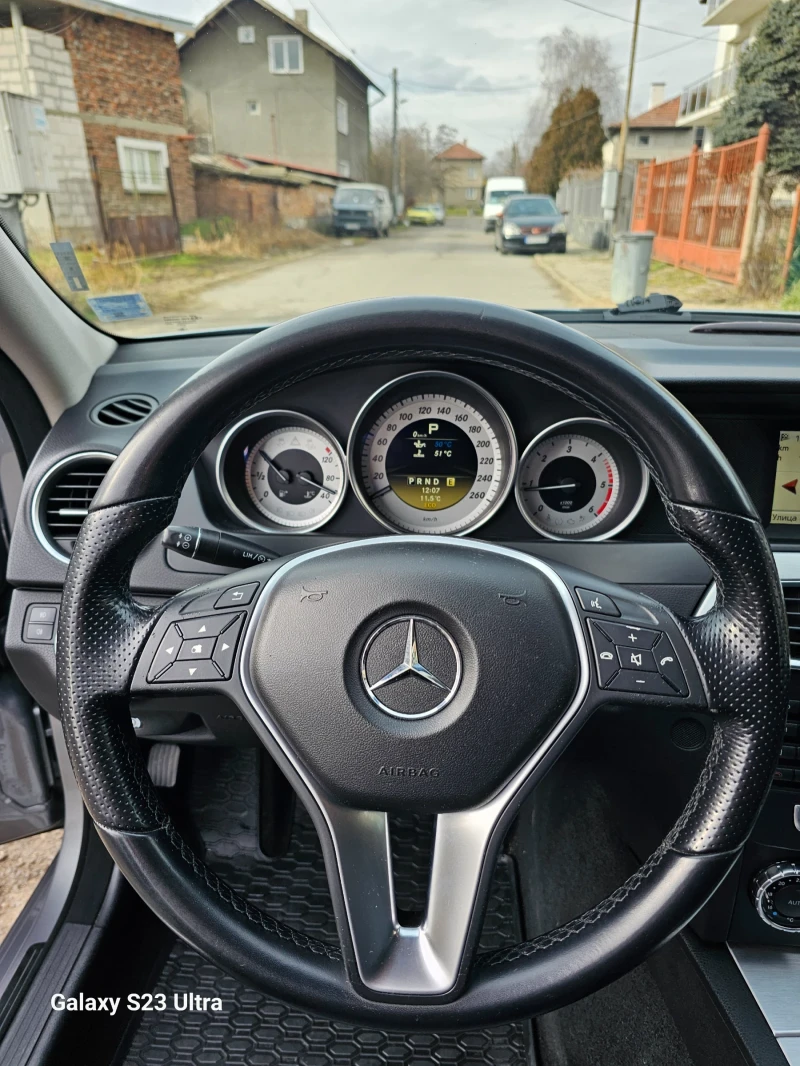 Mercedes-Benz C 220, снимка 6 - Автомобили и джипове - 48810236