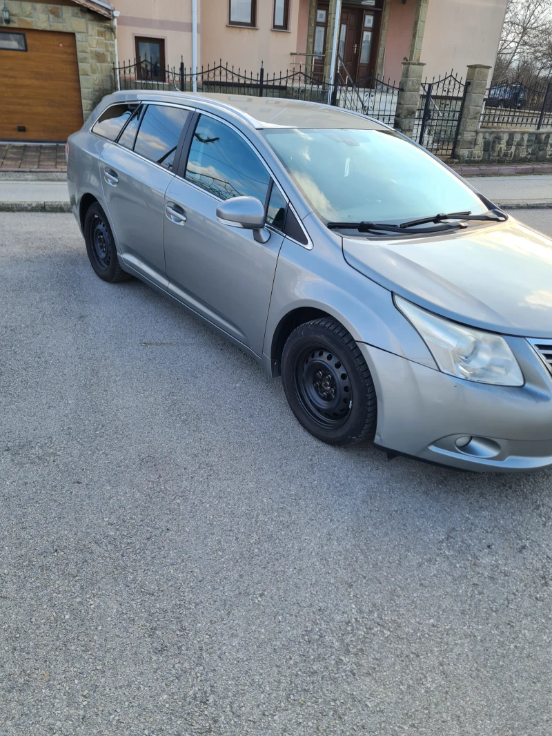 Toyota Avensis 2.0 D4D 126к.с.2010г., снимка 4 - Автомобили и джипове - 48965724