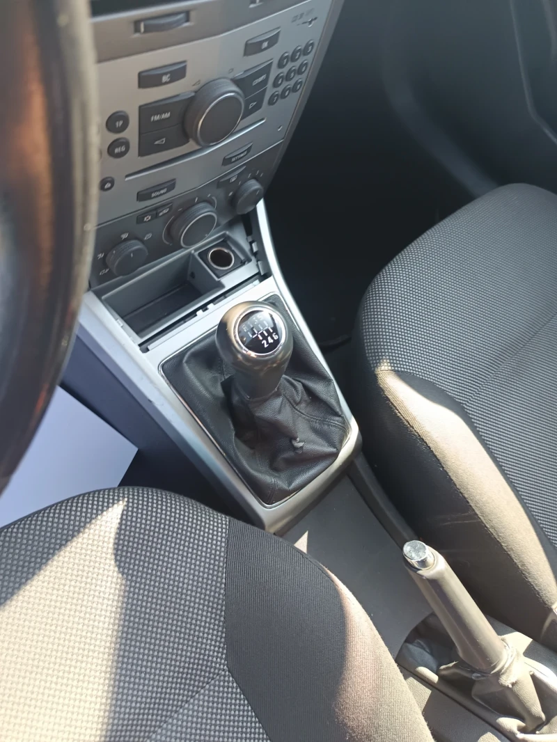 Opel Astra Лек, снимка 9 - Автомобили и джипове - 52154848