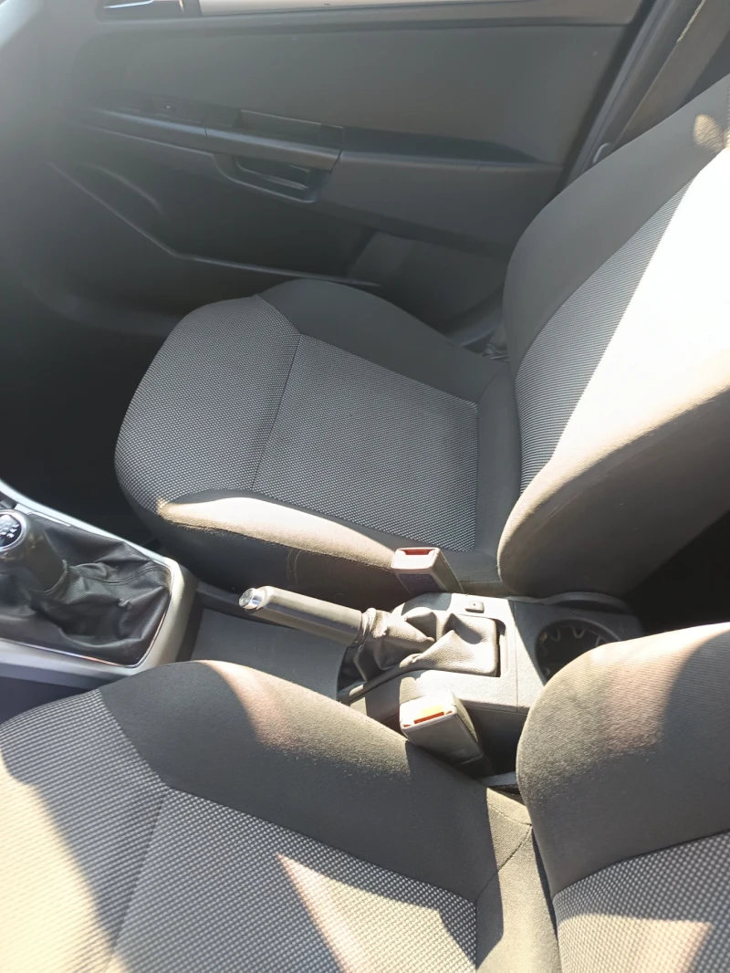 Opel Astra Лек, снимка 8 - Автомобили и джипове - 52154848