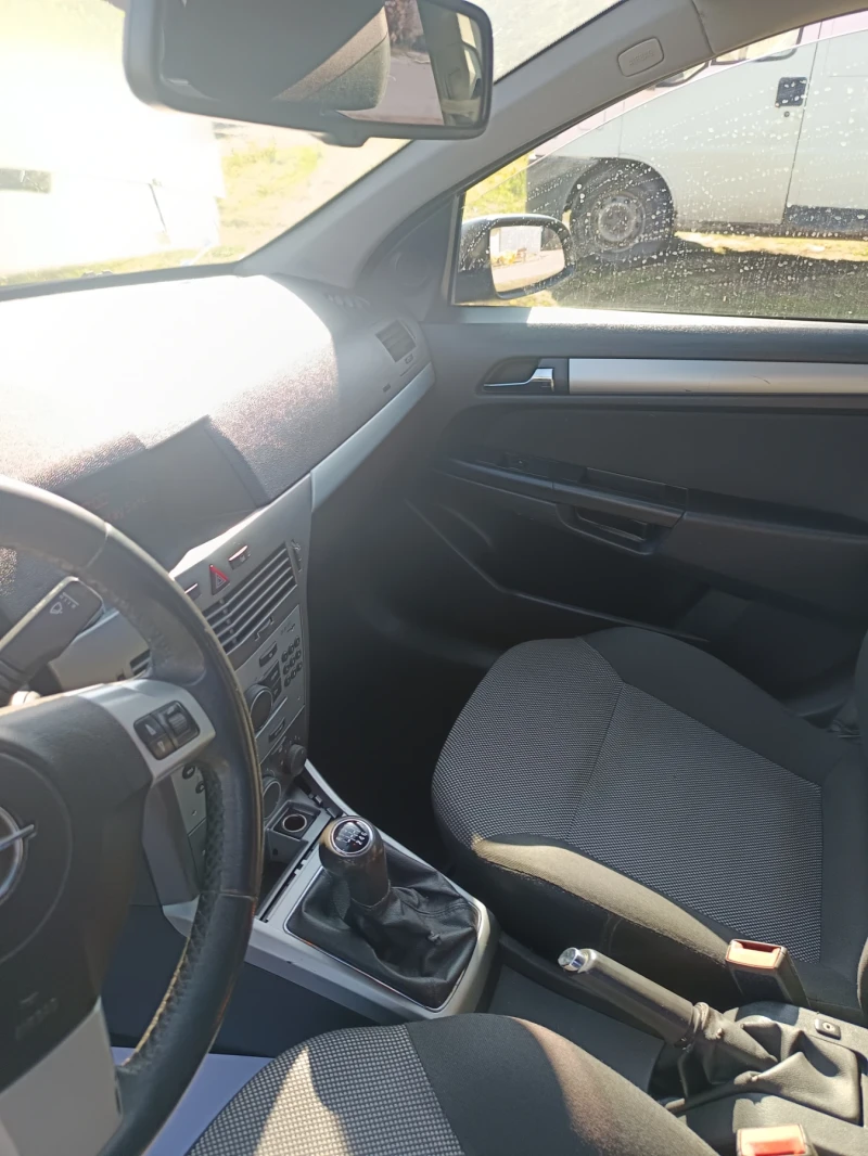 Opel Astra Лек, снимка 3 - Автомобили и джипове - 52154848