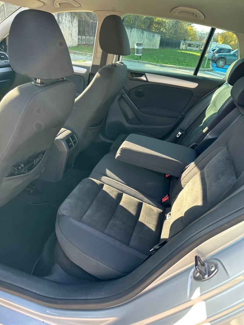 VW Golf, снимка 13 - Автомобили и джипове - 52474200