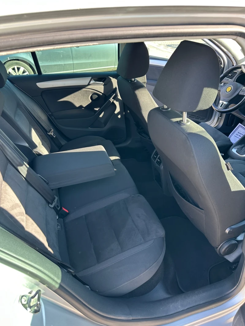 VW Golf, снимка 14 - Автомобили и джипове - 52474200