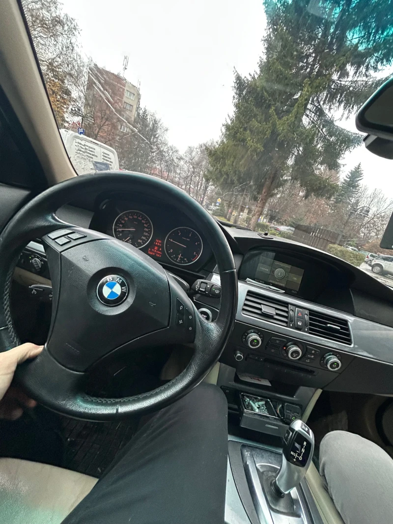BMW 530 235+ , снимка 9 - Автомобили и джипове - 52662542
