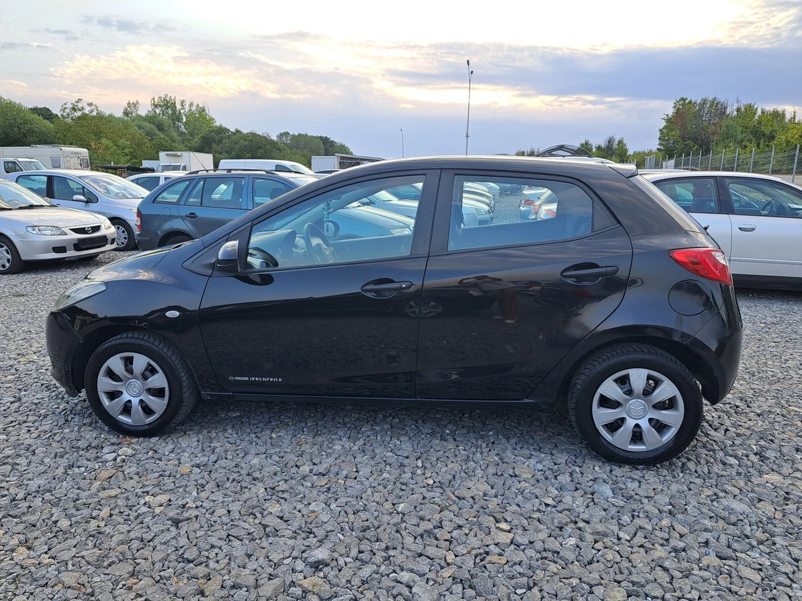 Mazda 2 1.3 klima - изображение 5