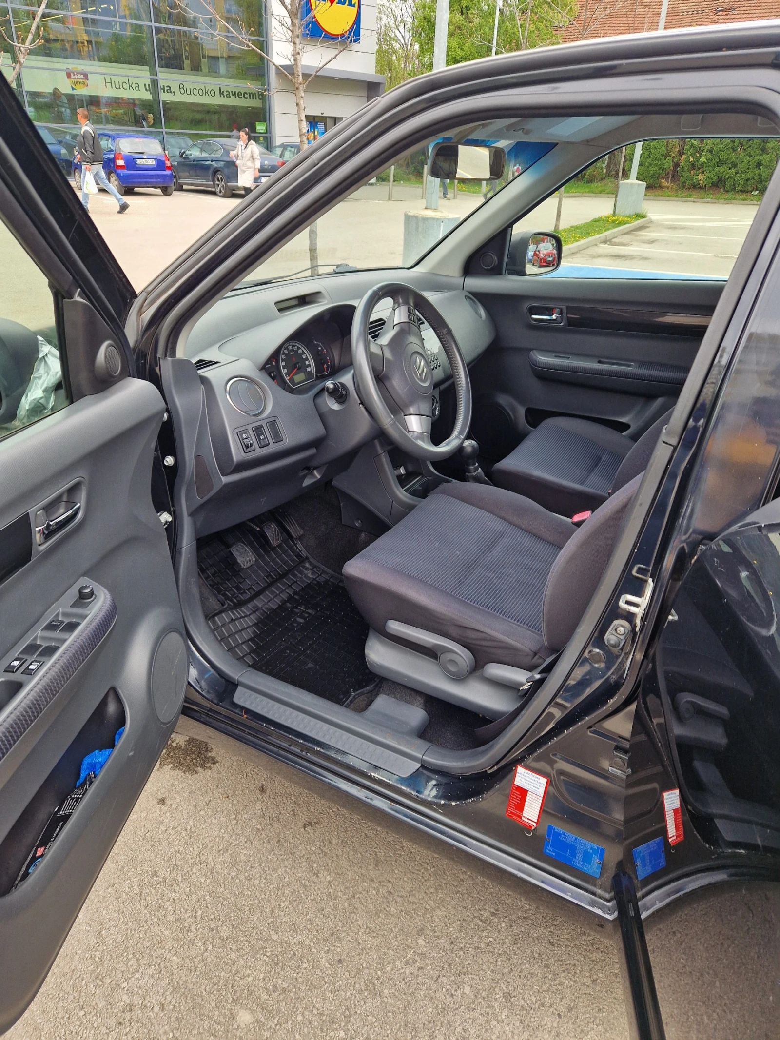 Suzuki Swift  - изображение 5