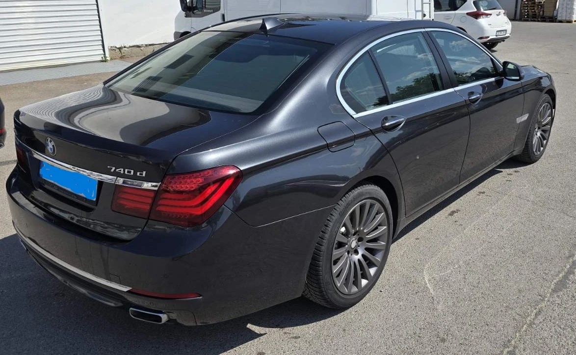 BMW 740 XDrive - изображение 5