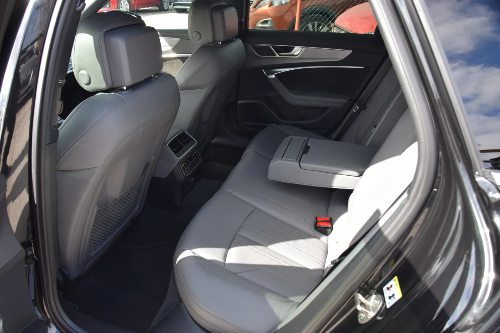 Audi A6 55TFSI S-Line MATRIX, снимка 10 - Автомобили и джипове - 51820773