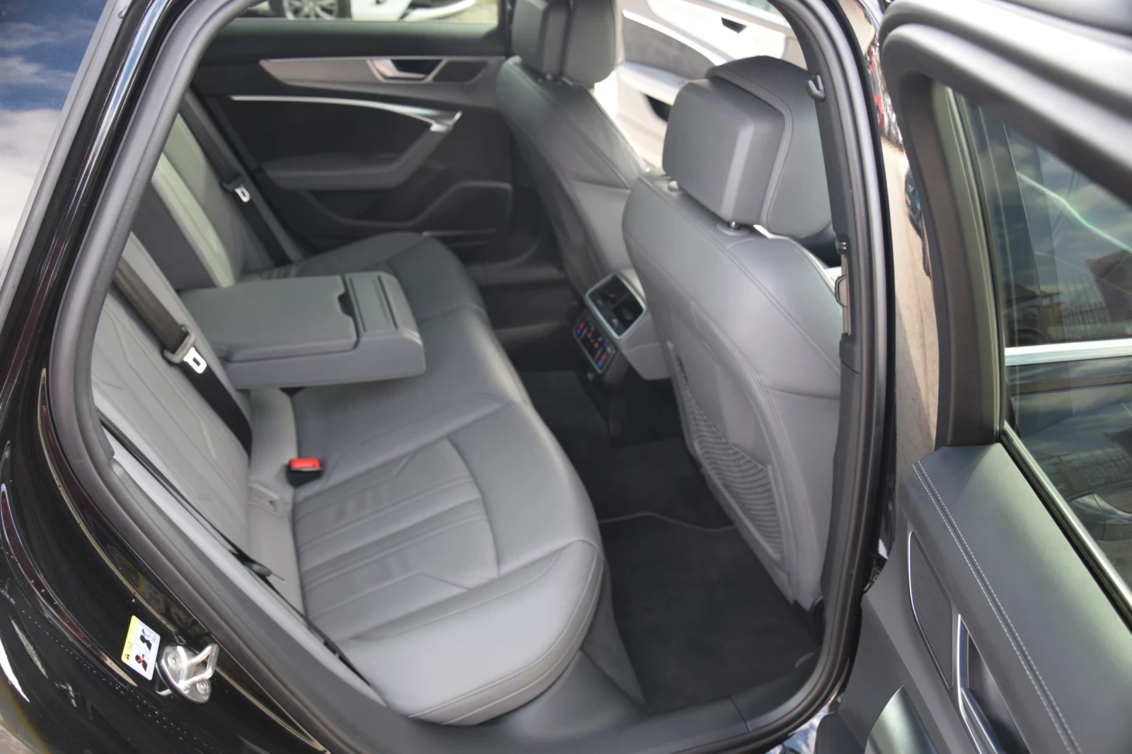 Audi A6 55TFSI S-Line MATRIX, снимка 12 - Автомобили и джипове - 51820773