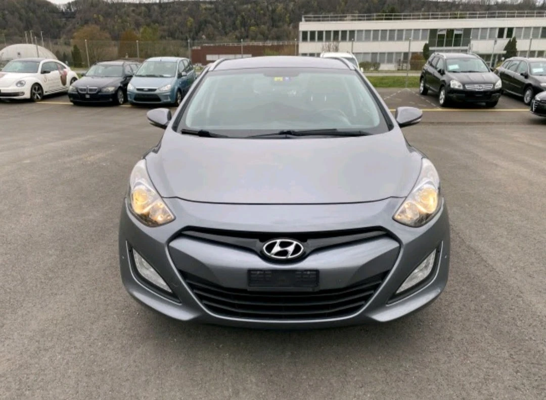 Hyundai I30 1.6* LED* * EURO 5 | Mobile.bg   1