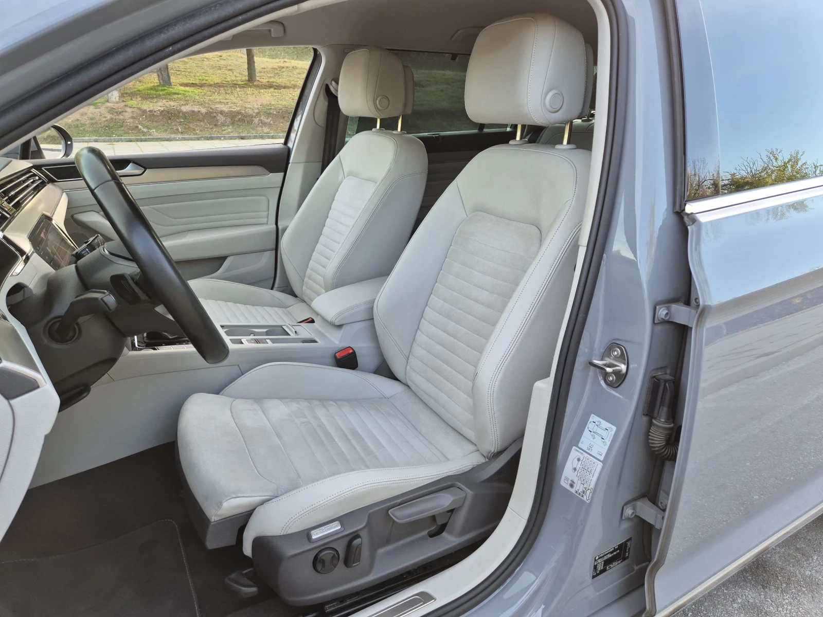 VW Passat Elegance 4Motion 200 Digital Dist Keylles  | Mobile.bg   10