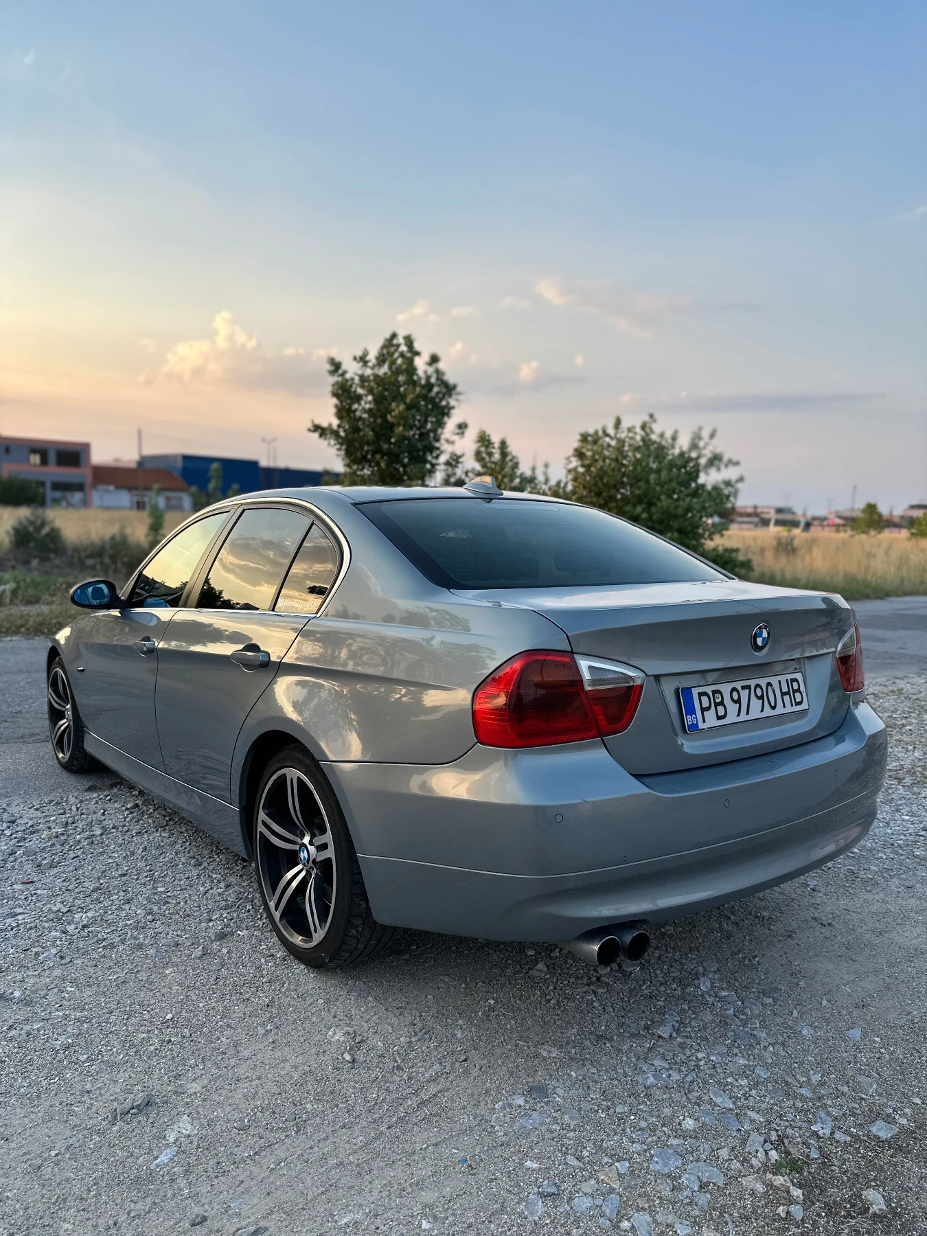 BMW 330  - изображение 5