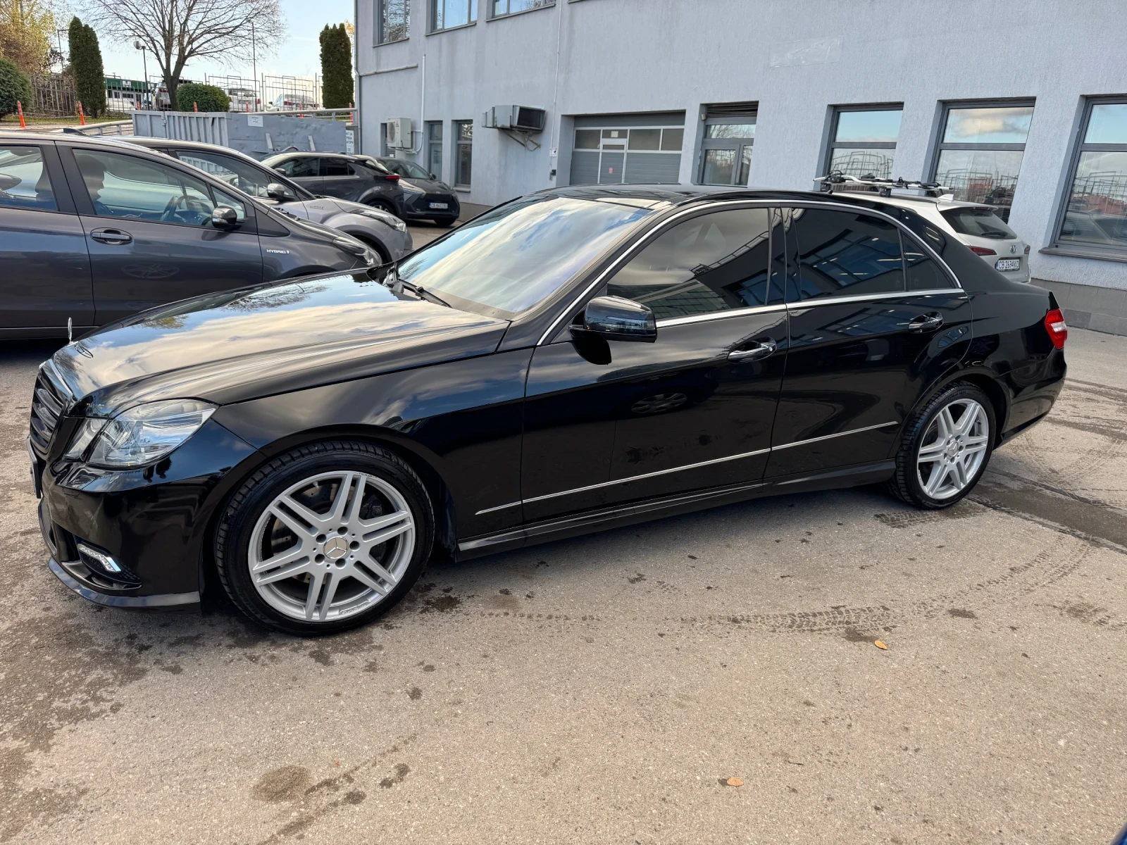 Mercedes-Benz E 500  - изображение 4