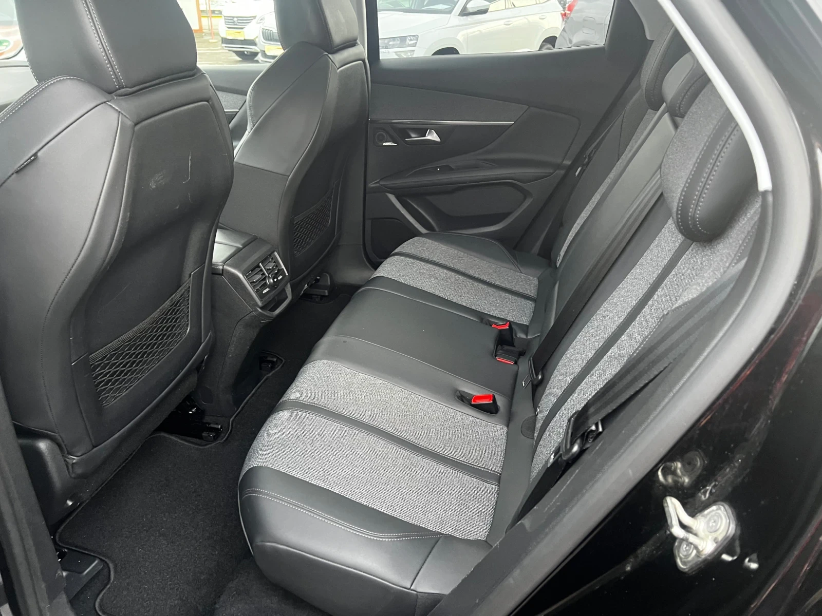Peugeot 3008 ALLURE PREMIUM+ 130 AVTOMAT PANORAMA FULL FULL | Mobile.bg � ����������� 10