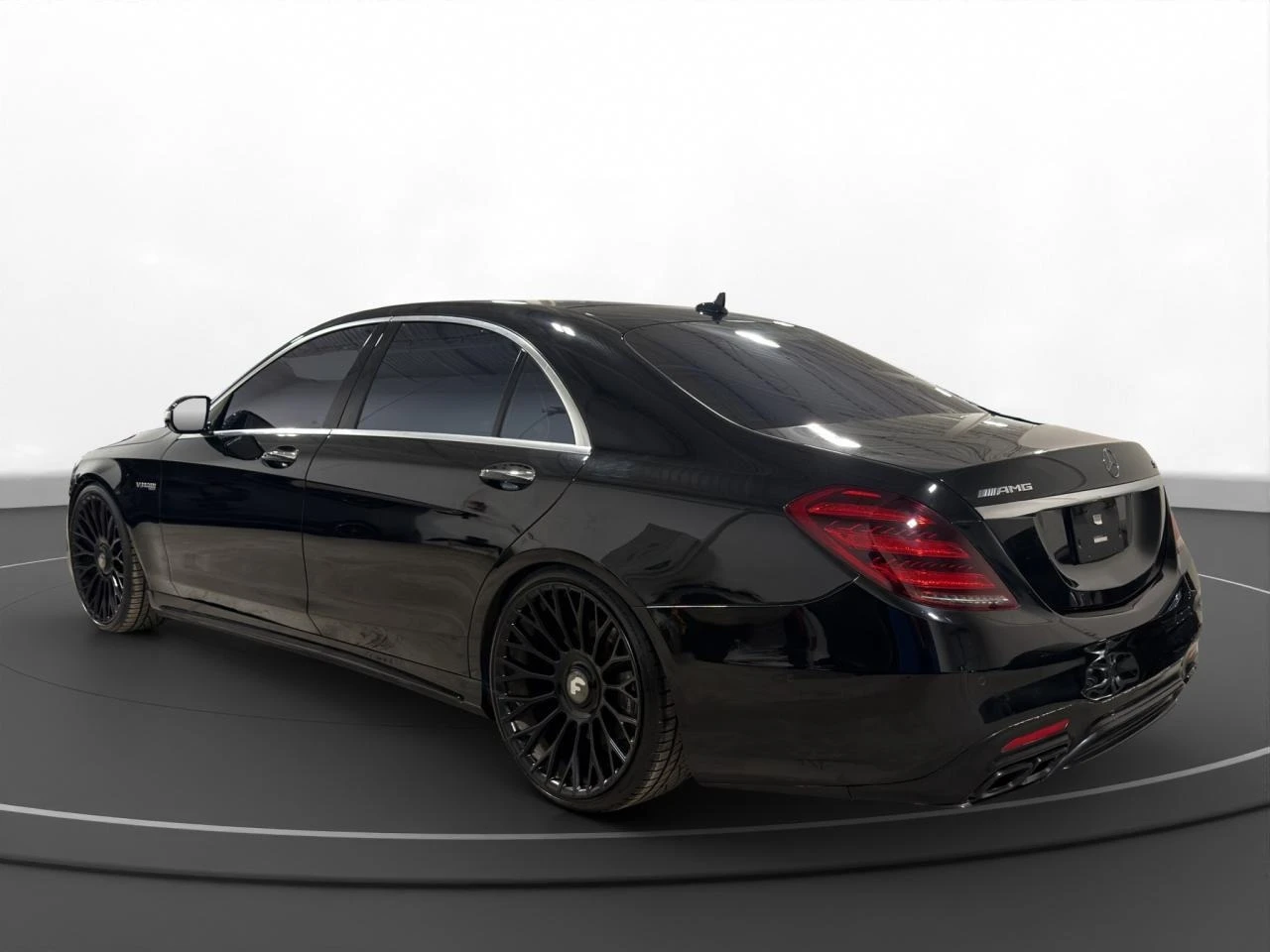 Mercedes-Benz S 63 AMG CARBON С РЕГИСТРАЦИЯ И АВТО КРЕДИТ - изображение 5