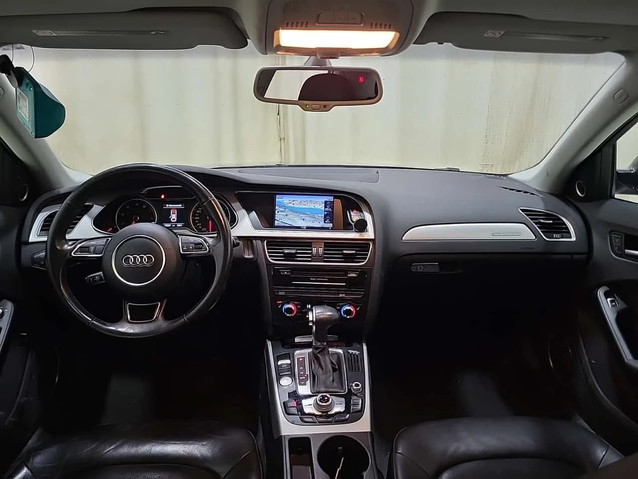 Audi A4 TECHNIK PLUS /CARFAX /2 ключа/Подгрев/Панорама, снимка 10 - Автомобили и джипове - 53880575