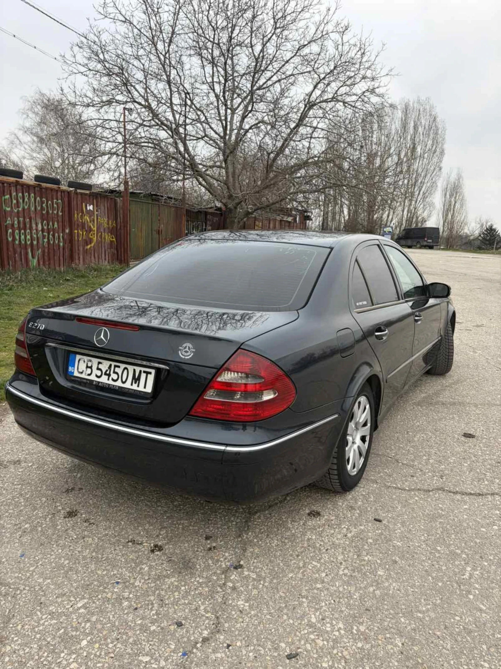 Mercedes-Benz E 270, снимка 4 - Автомобили и джипове - 53913069