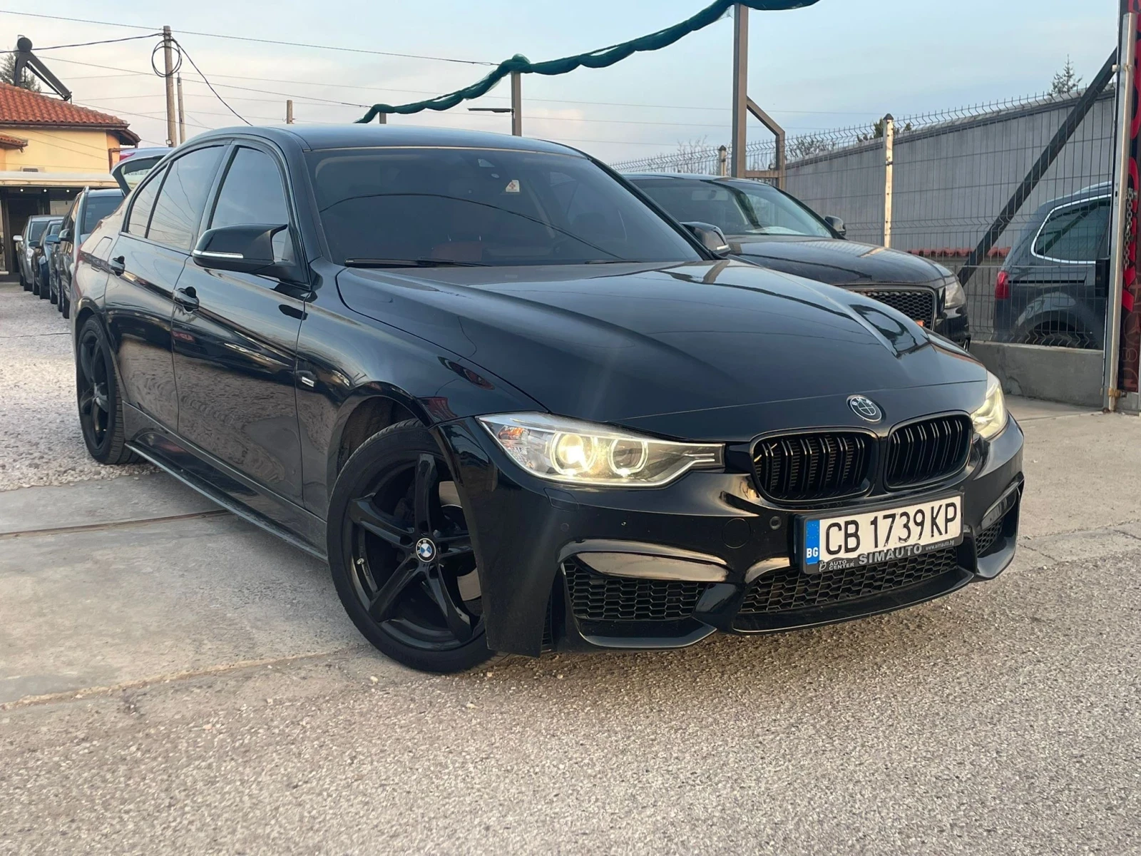 BMW 320 M-pack/Aut, снимка 4 - Автомобили и джипове - 53952368