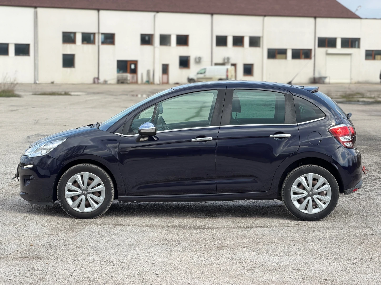 Citroen C3 1.2 FACELIFT, снимка 4 - Автомобили и джипове - 54091449