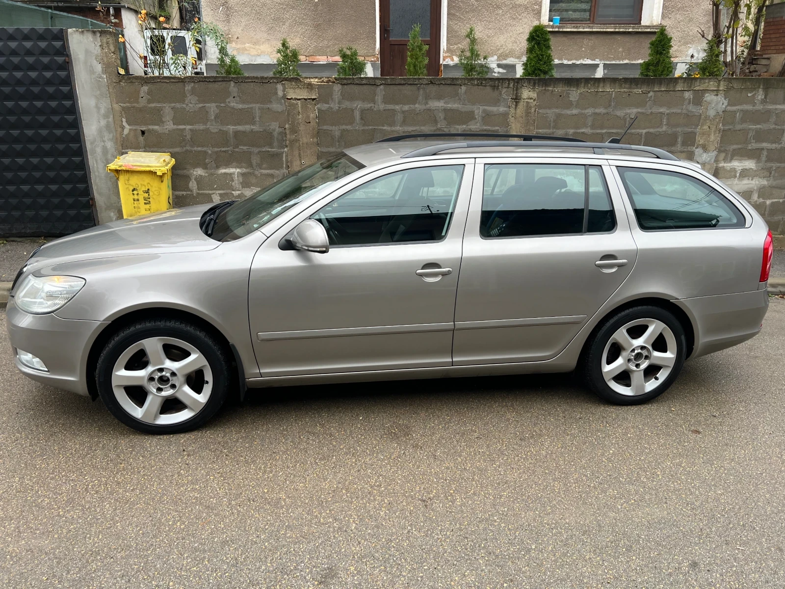 Skoda Octavia, снимка 3 - Автомобили и джипове - 54168693