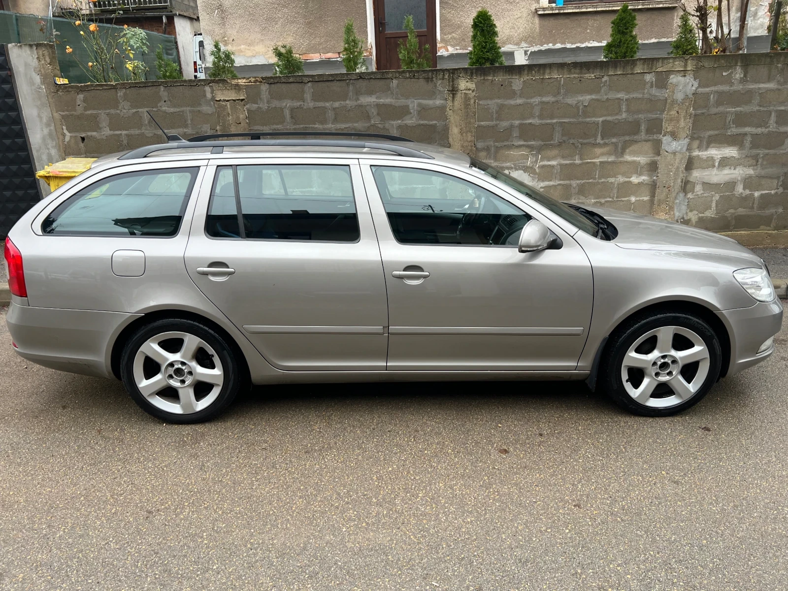 Skoda Octavia, снимка 5 - Автомобили и джипове - 54168693
