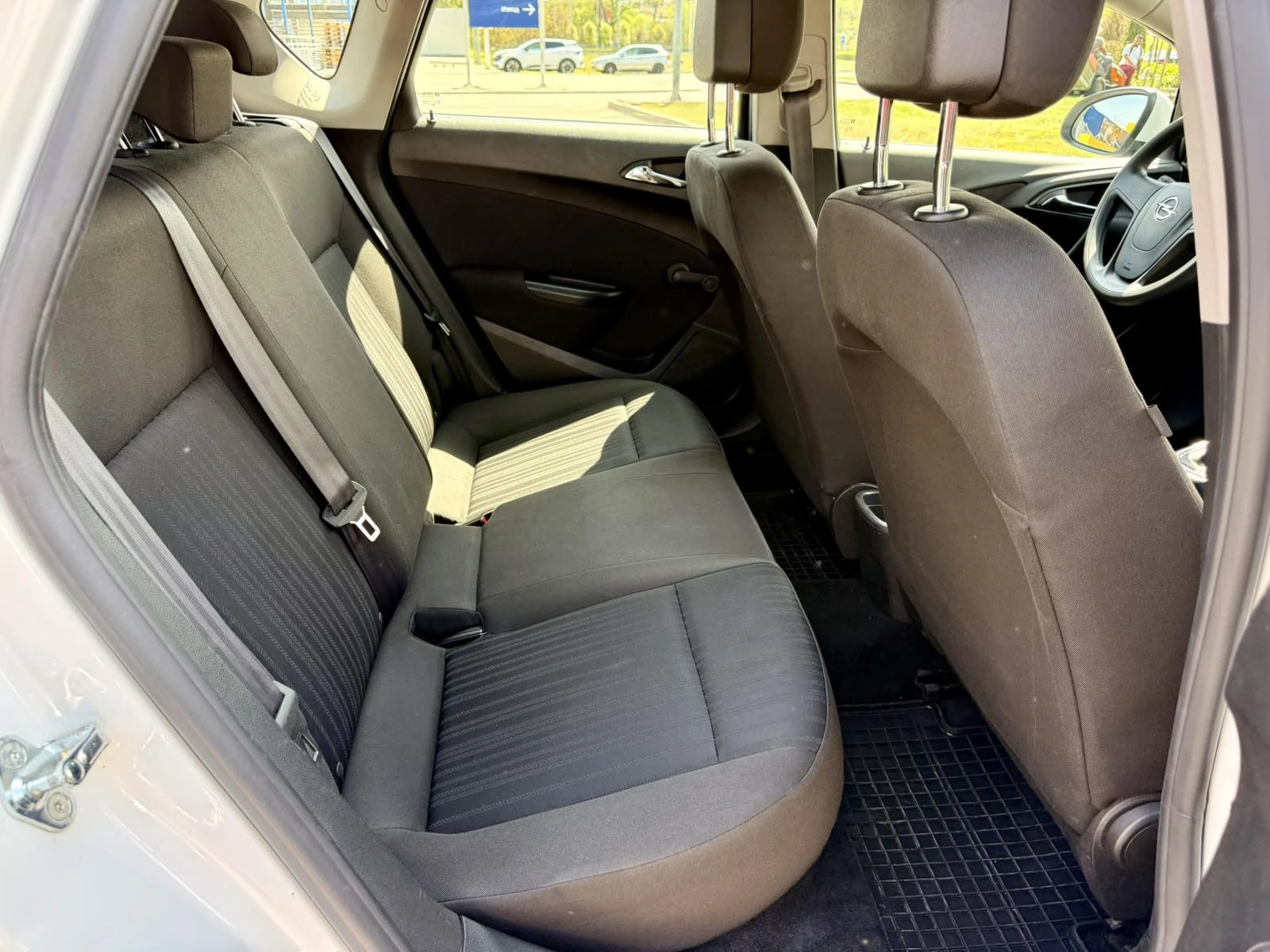 Opel Astra Opel Astra 1.7 cdti 2014, снимка 10 - Автомобили и джипове - 54358865