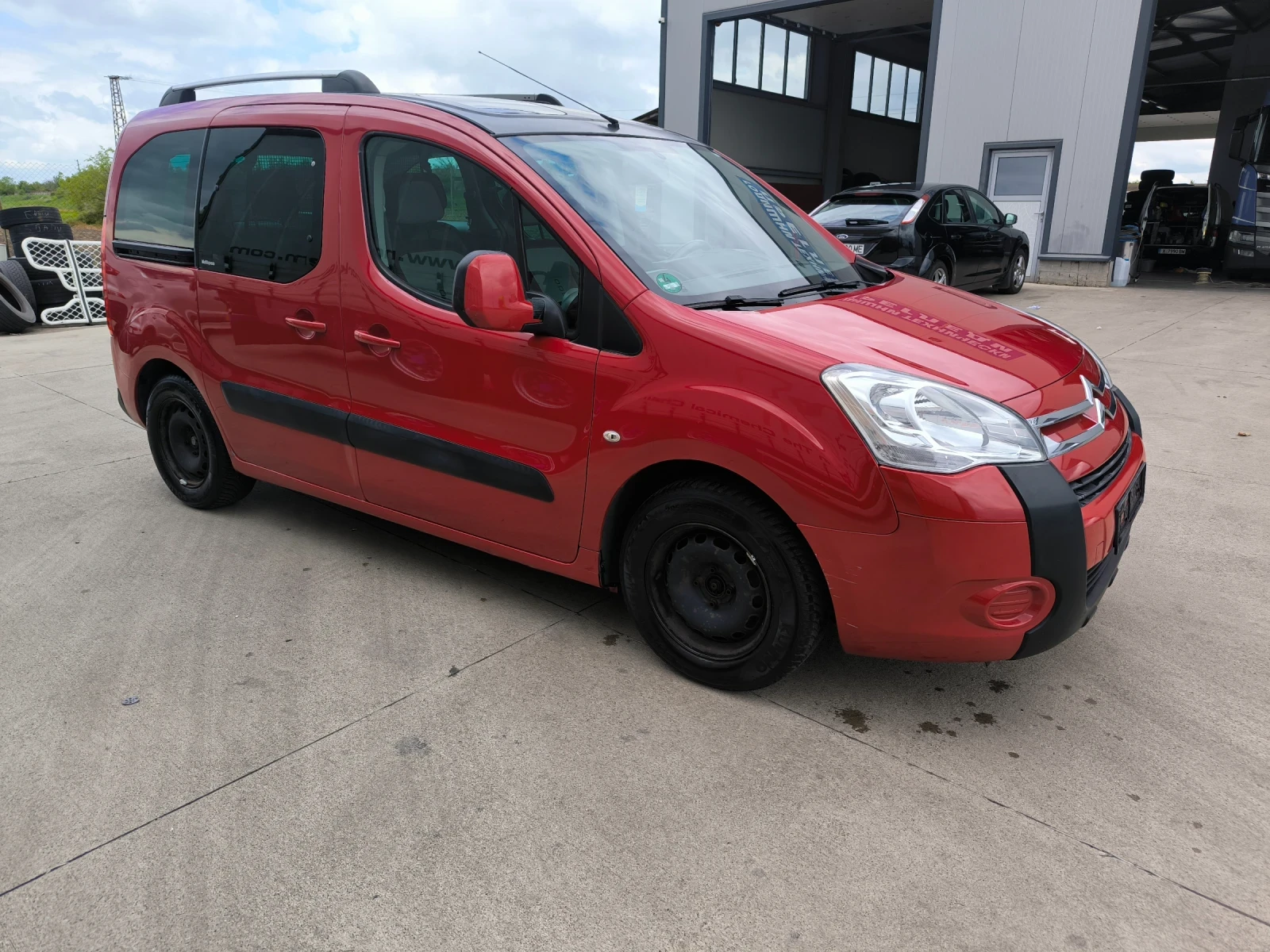 Citroen Berlingo Multispais, снимка 3 - Автомобили и джипове - 54480557