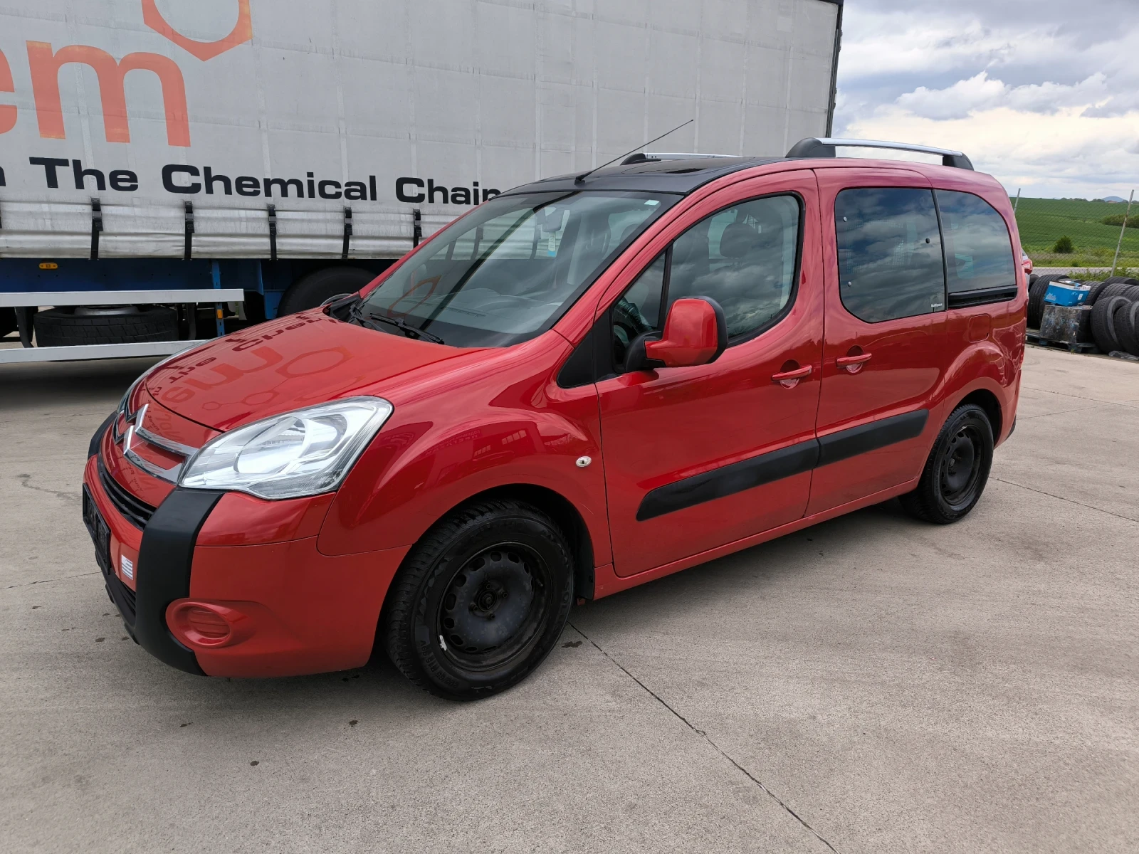 Citroen Berlingo Multispais, снимка 2 - Автомобили и джипове - 54480557